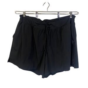 LIVI Active for Lane Bryant Black Athleisure Shorts with Pockets Plus Size 30/32